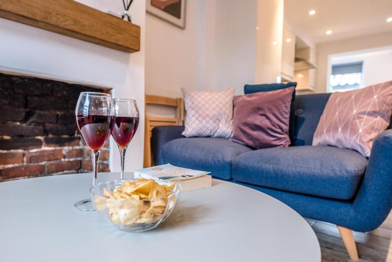 Holiday home Lily Cottage,